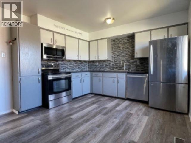 33 5320 MOUNTAINVIEW DRIVE, Fort Nelson