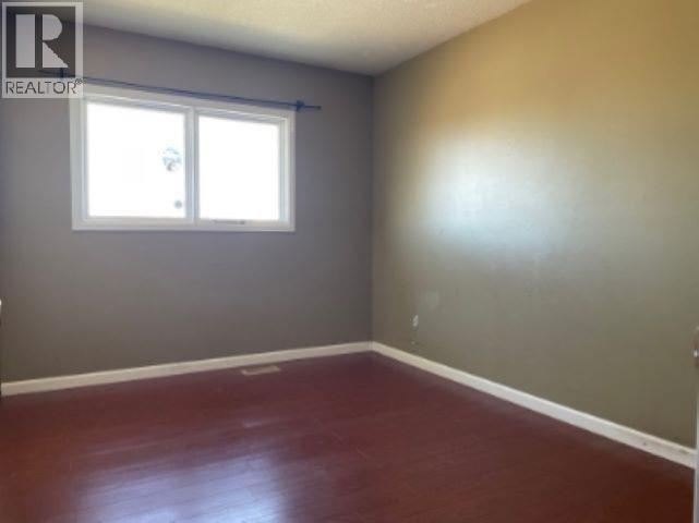 33 5320 MOUNTAINVIEW DRIVE, Fort Nelson