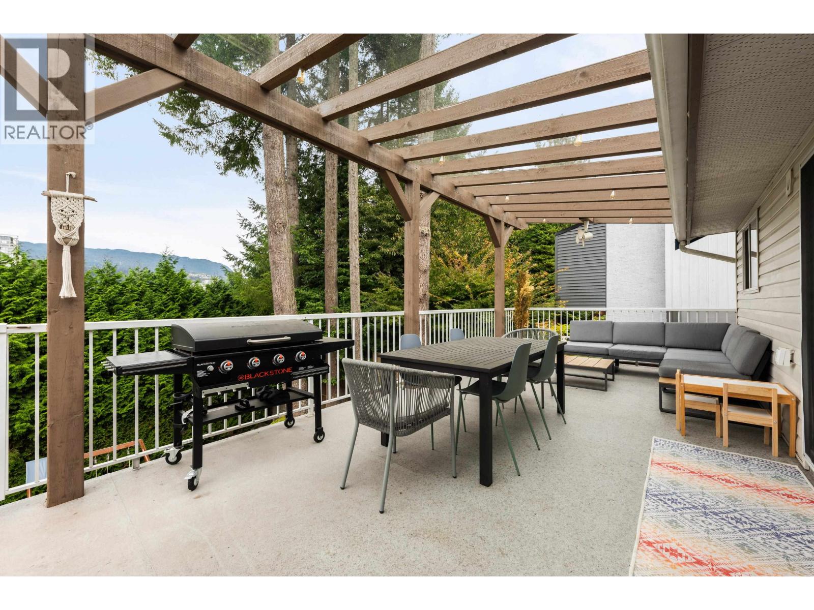 3310 HENRY STREET, Port Moody