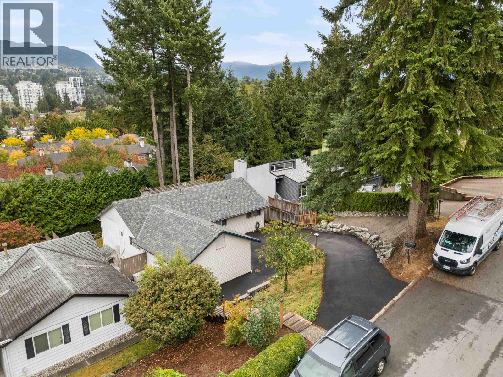 3310 HENRY STREET, Port Moody