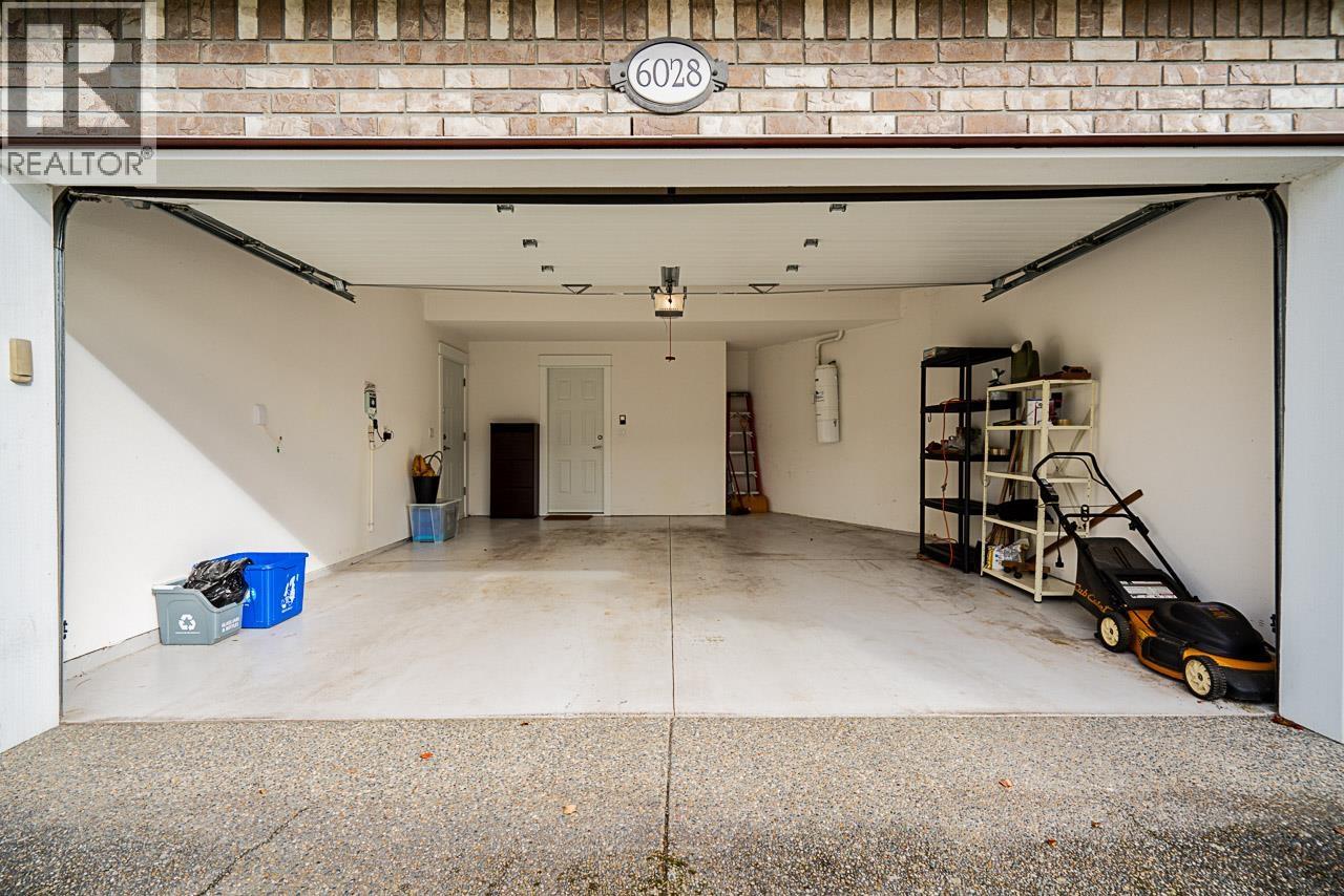 6028 DUNSMUIR Crescent, Richmond