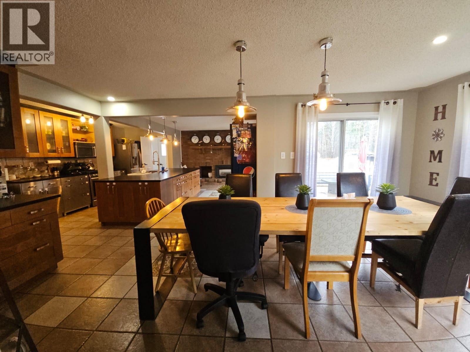 8 Sentinal Place, Tumbler Ridge