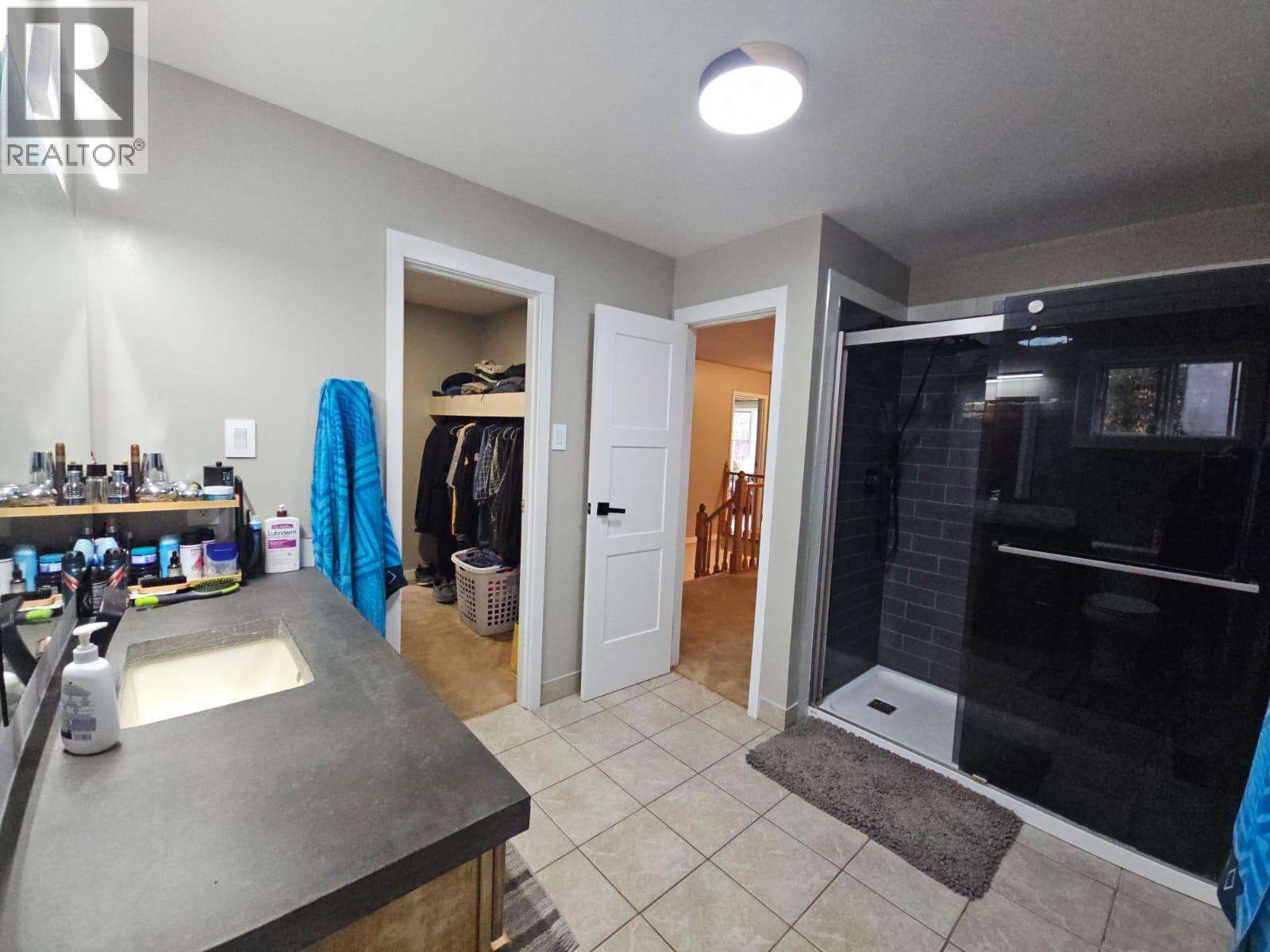 8 Sentinal Place, Tumbler Ridge