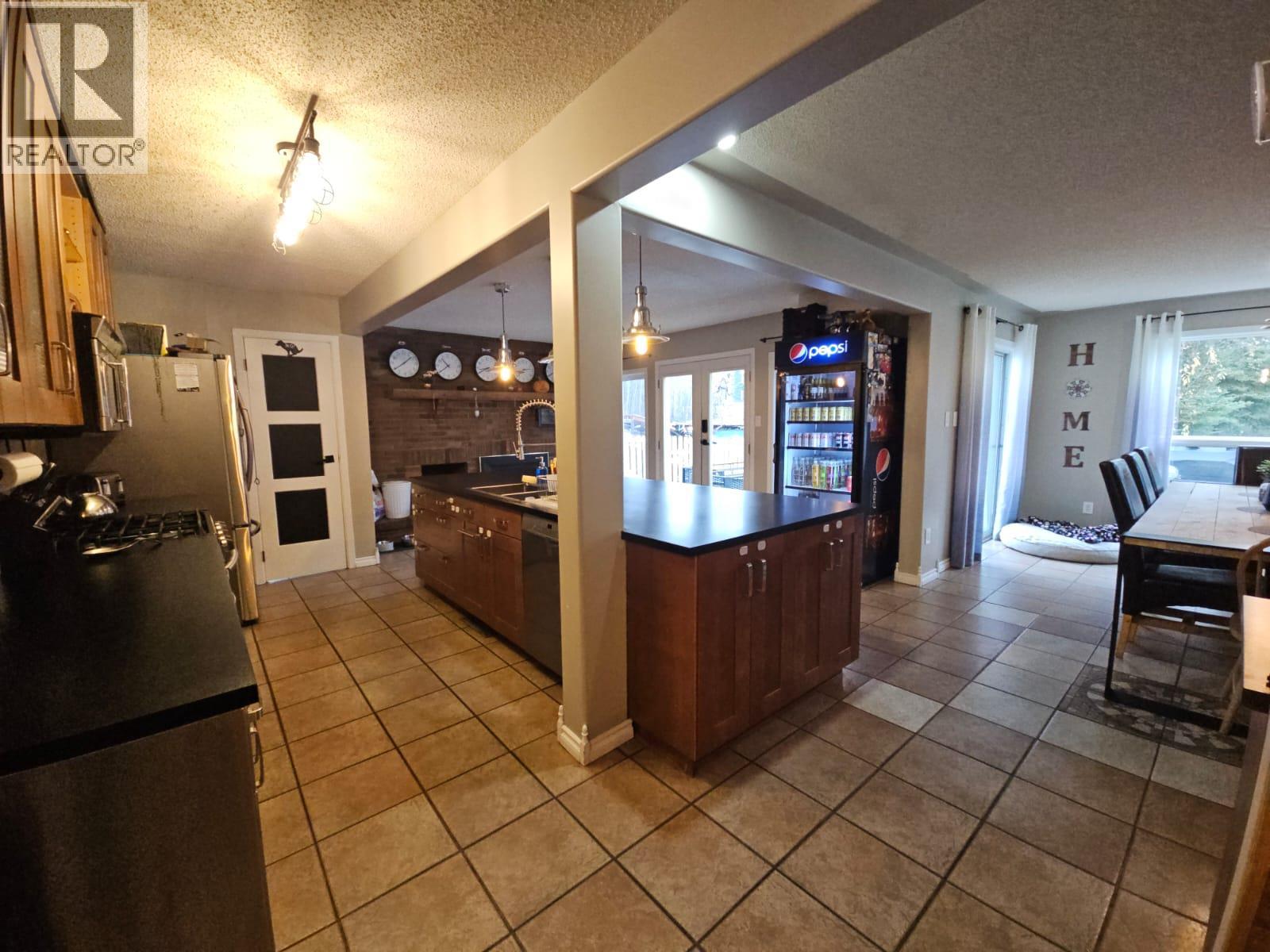 8 Sentinal Place, Tumbler Ridge