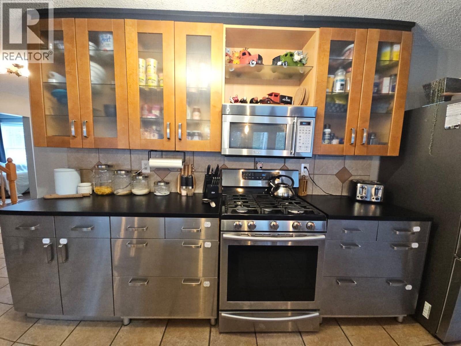 8 Sentinal Place, Tumbler Ridge