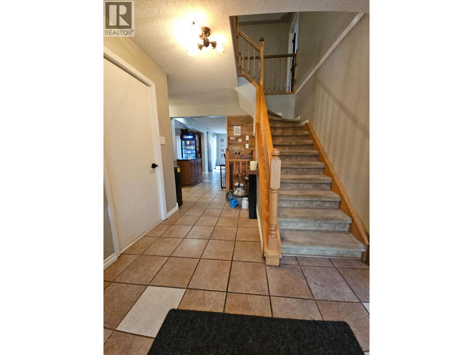 8 Sentinal Place, Tumbler Ridge