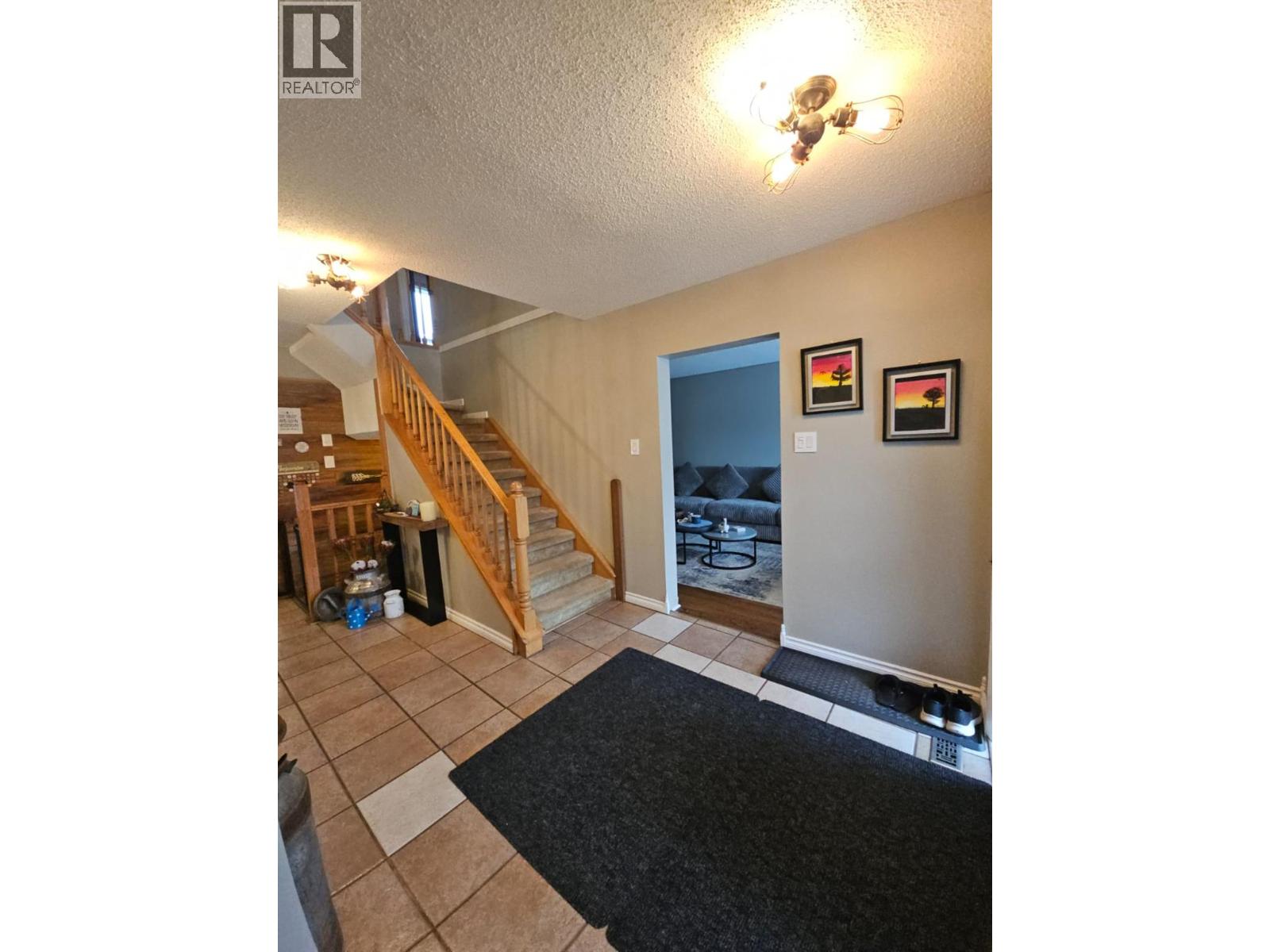 8 Sentinal Place, Tumbler Ridge