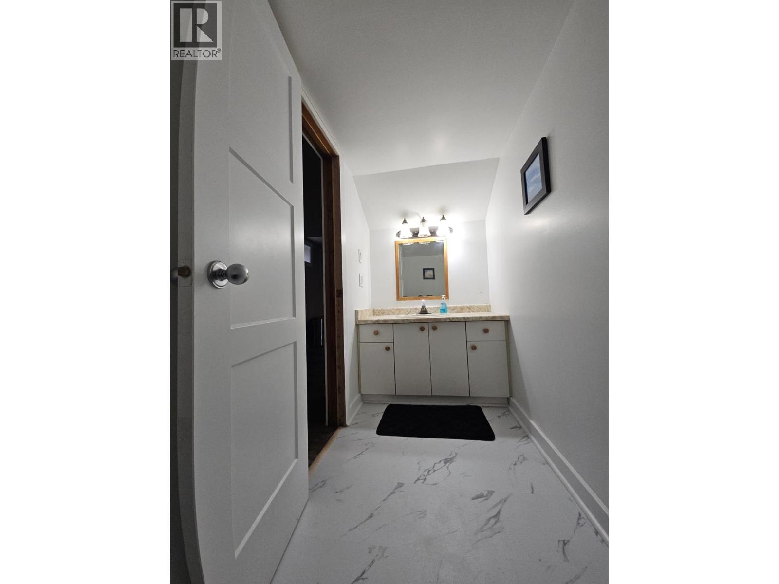 8 Sentinal Place, Tumbler Ridge