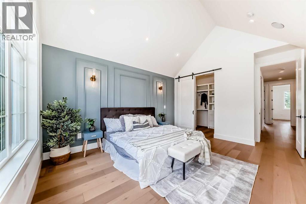 Single Family House for Sale in   Avenue SW North Glenmore Park Calgary 