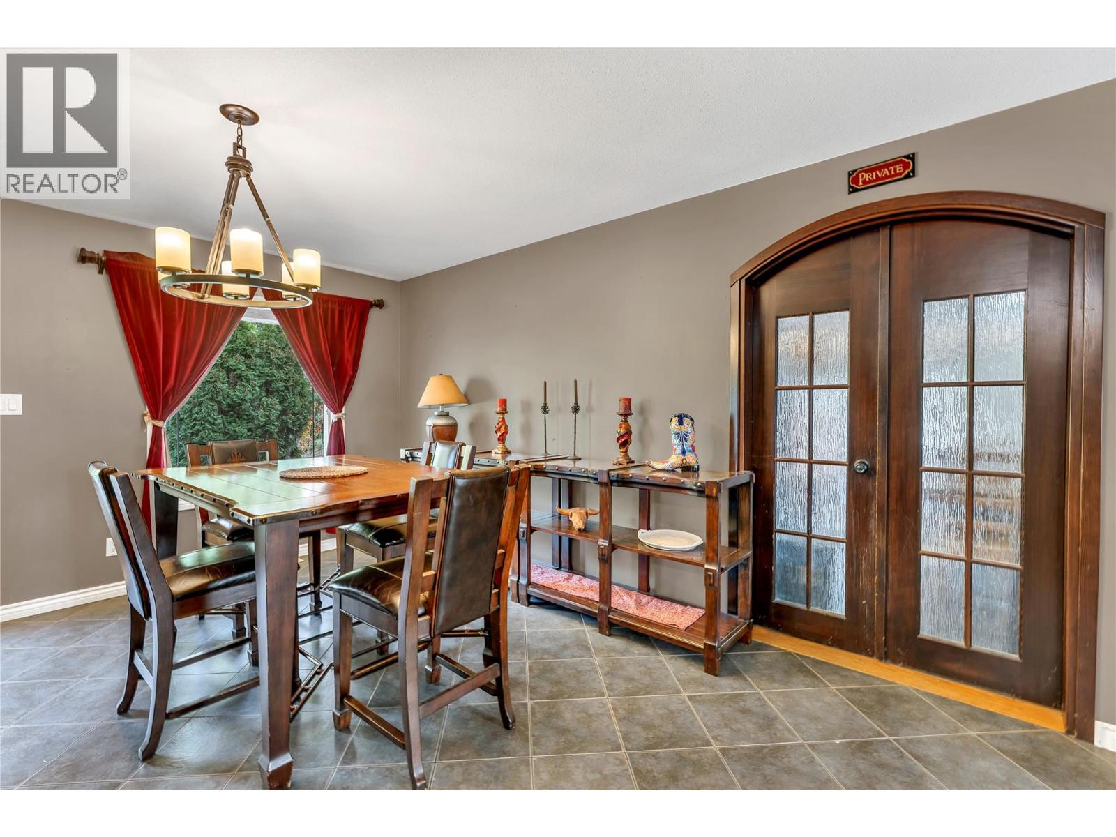 15902 Prairie Valley Road, Summerland