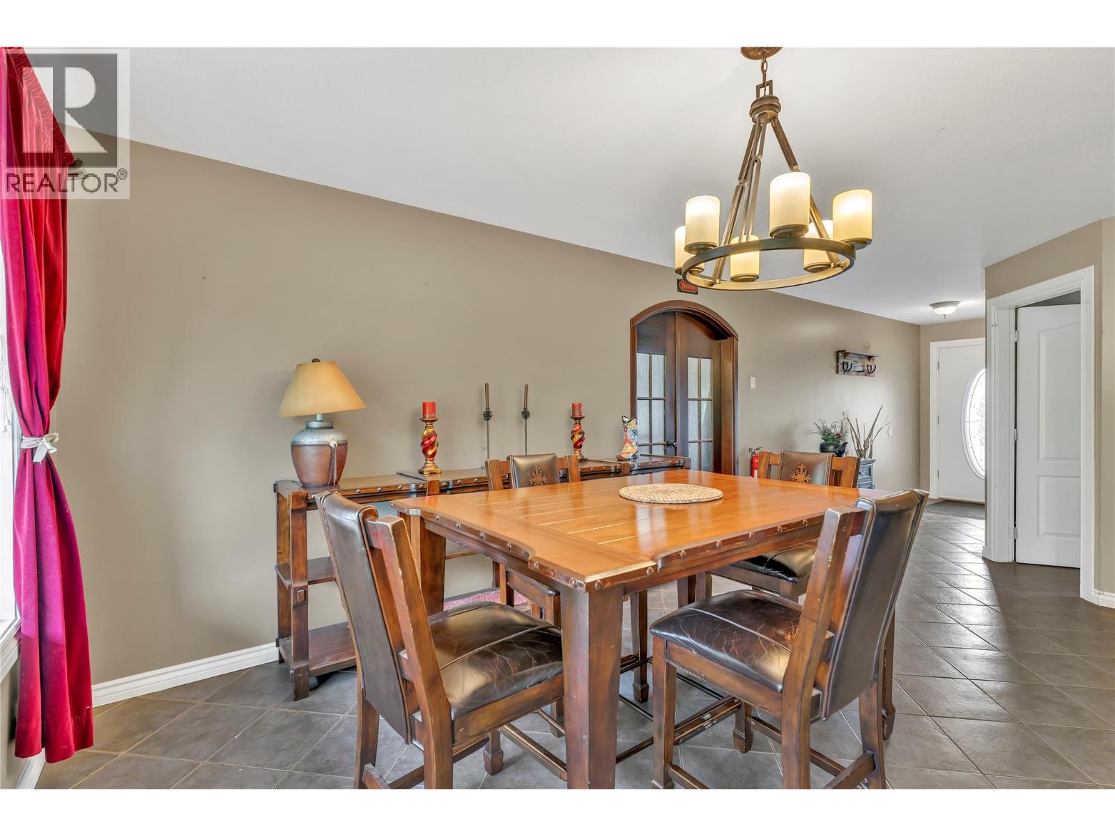 15902 Prairie Valley Road, Summerland