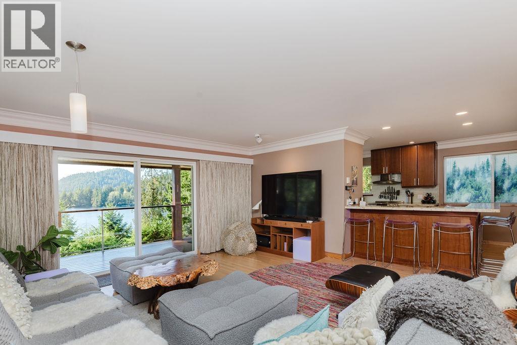 5090 ELLIOT ROAD, Garden Bay