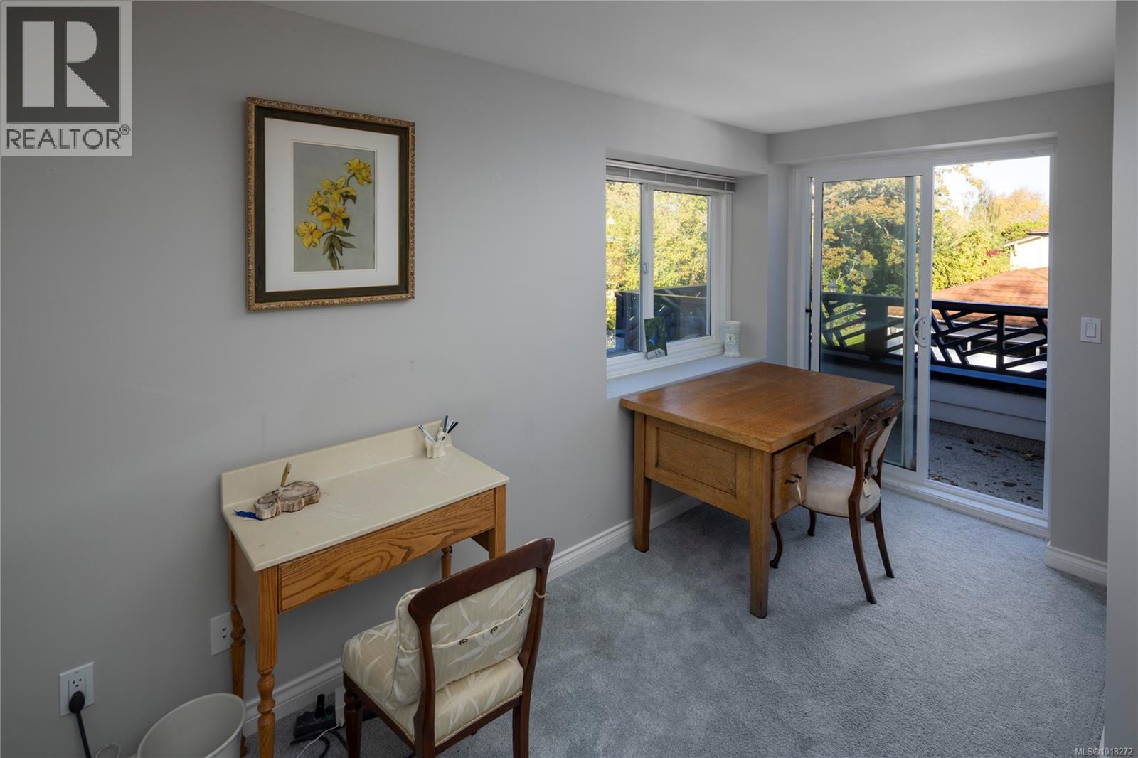 #7 919 PEMBERTON RD - 23