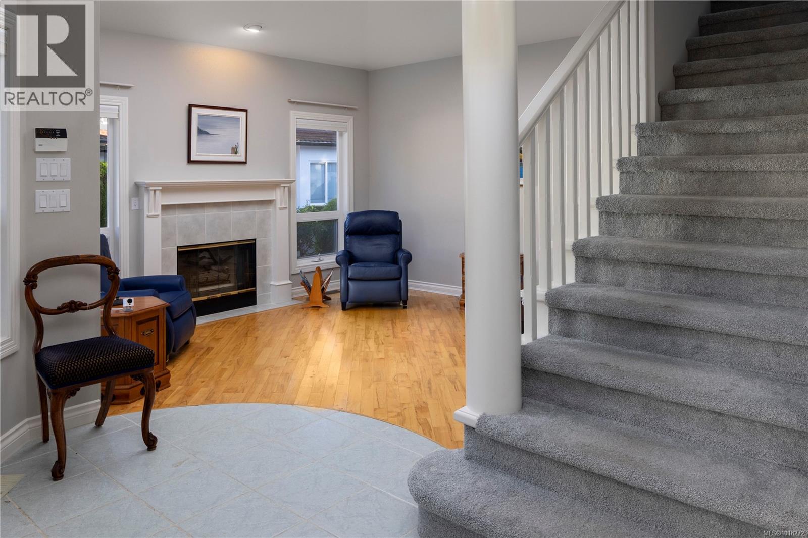 #7 919 PEMBERTON RD - 4