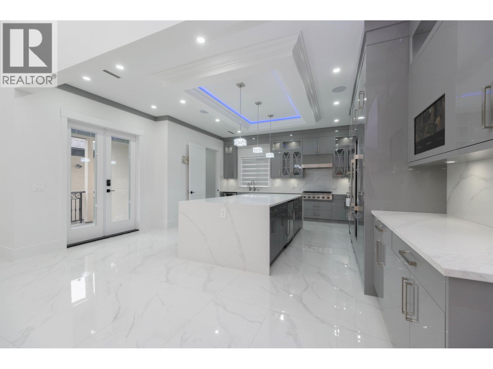 1100 COMO LAKE AVENUE, Coquitlam