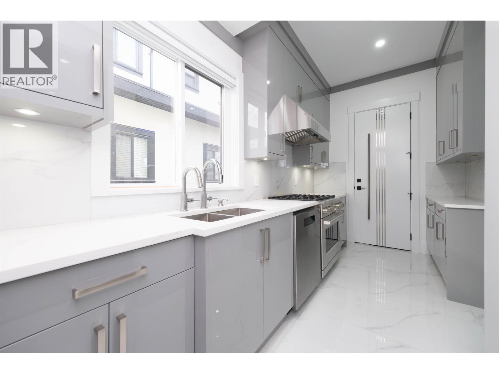 1100 COMO LAKE AVENUE, Coquitlam