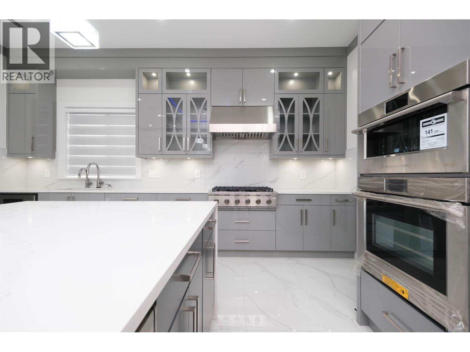 1100 COMO LAKE AVENUE, Coquitlam