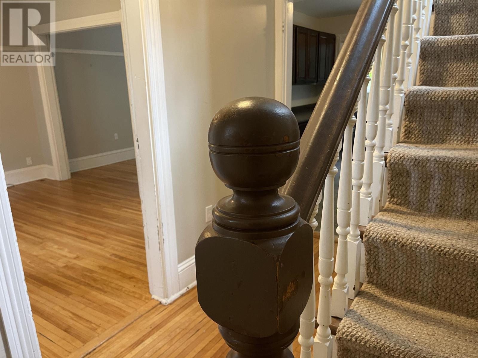 Property 33 of 48 of 42 Bell Street