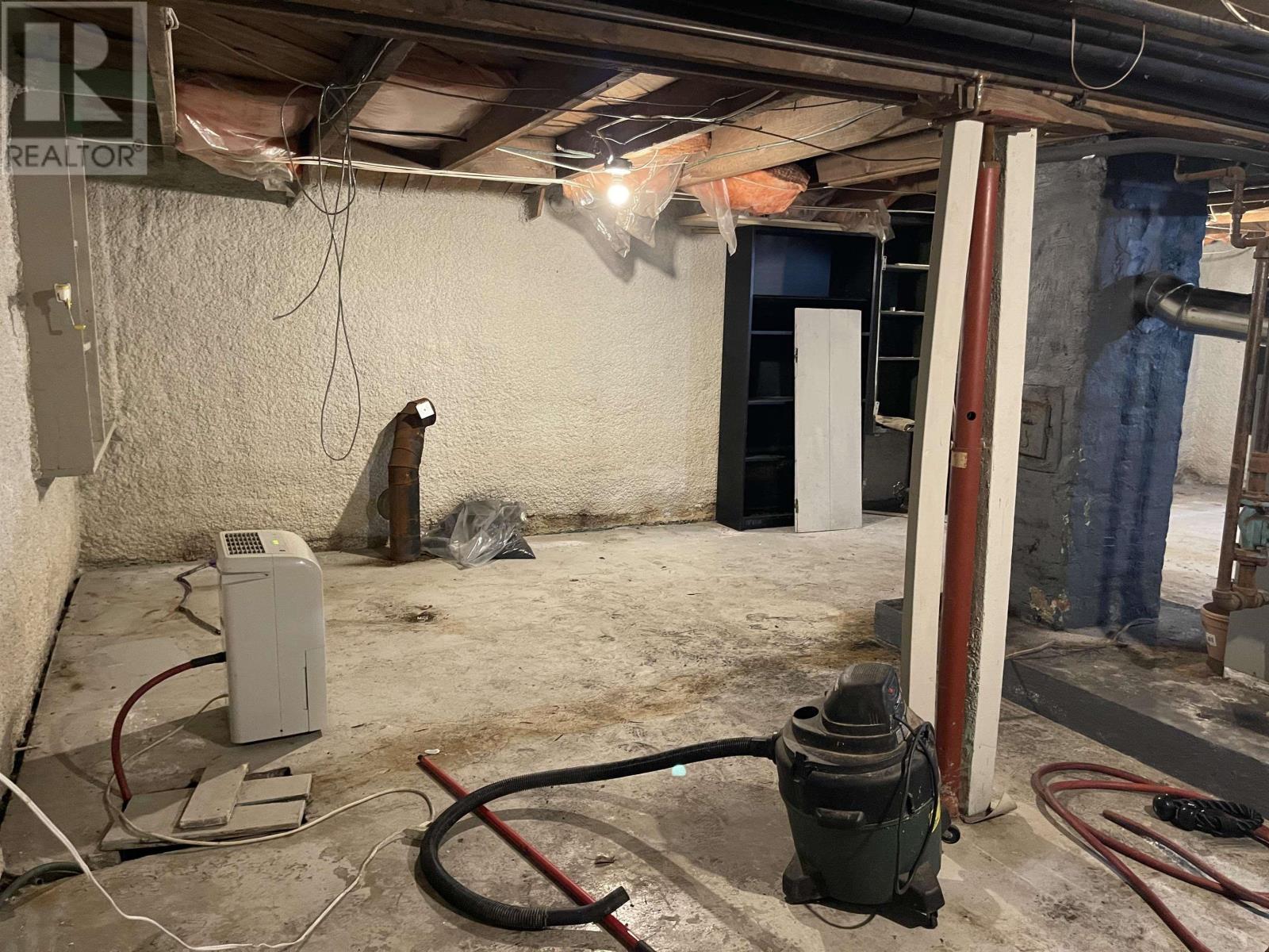 Property 41 of 48 of 42 Bell Street