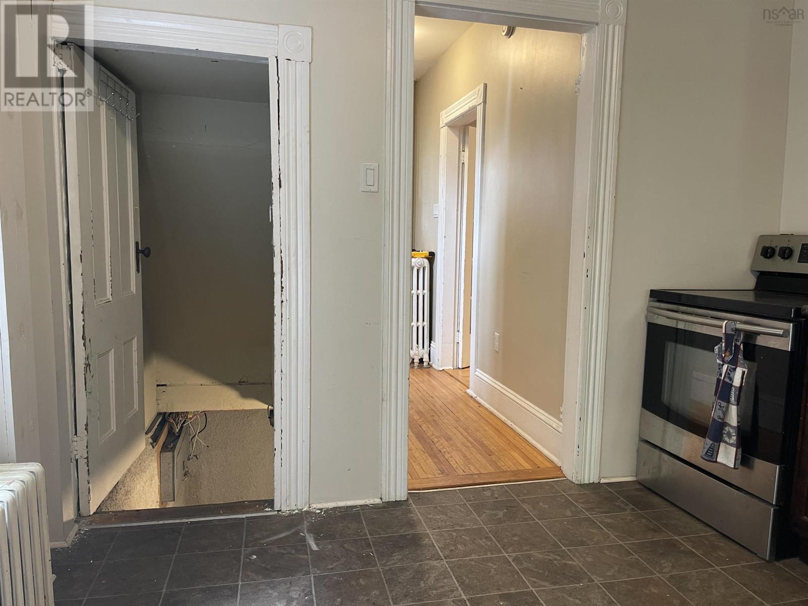 Property 7 of 48 of 42 Bell Street