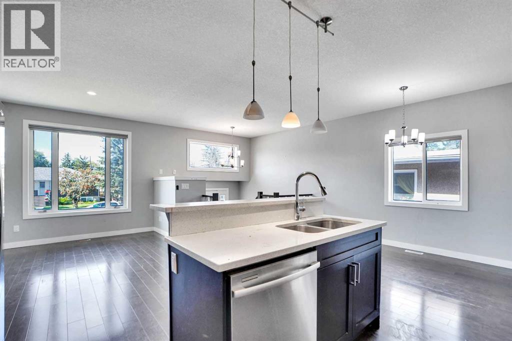 Single Family House Bi-level for Sale in   Street SE Forest Lawn Calgary 