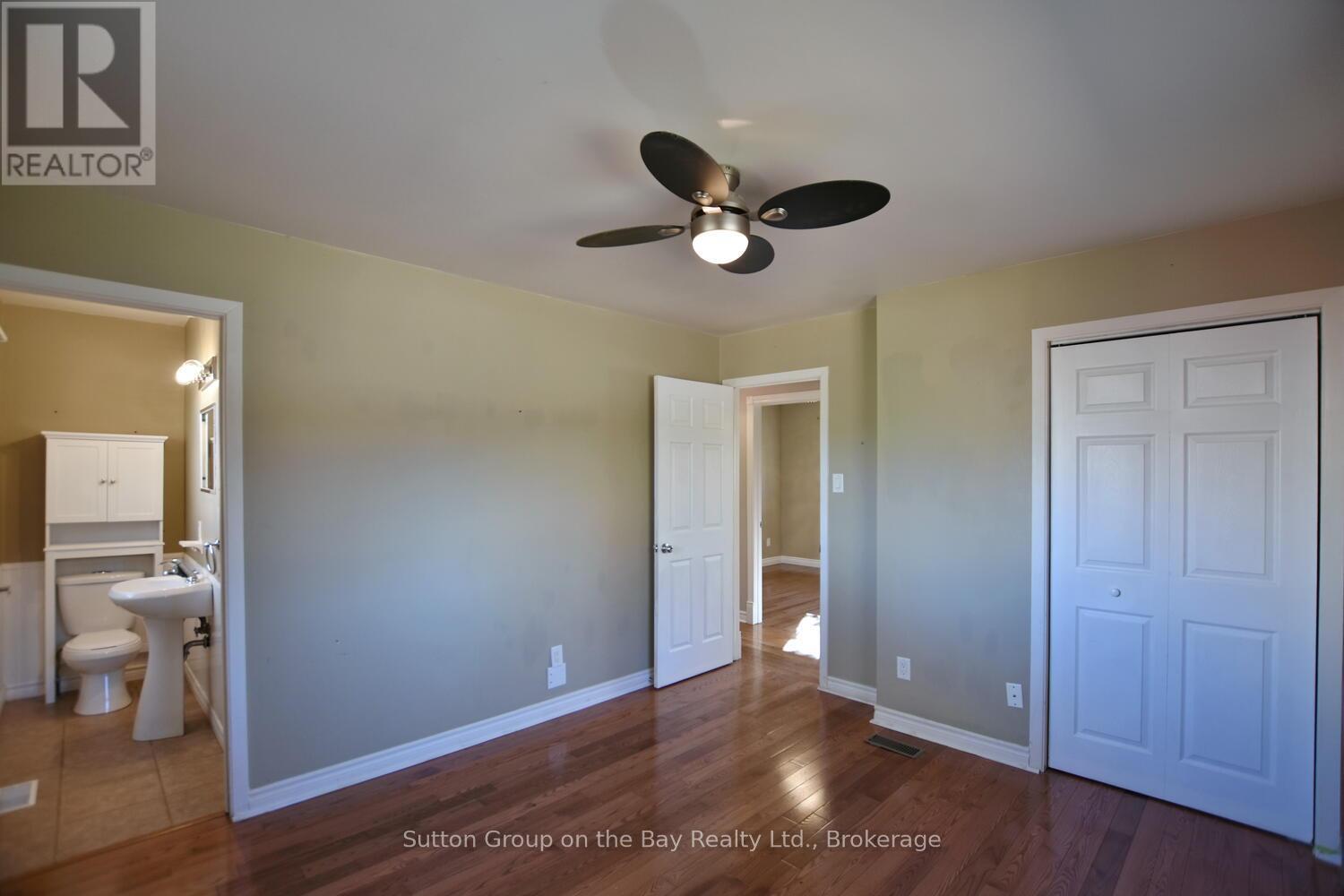 5 BROCK CRESCENT - 29