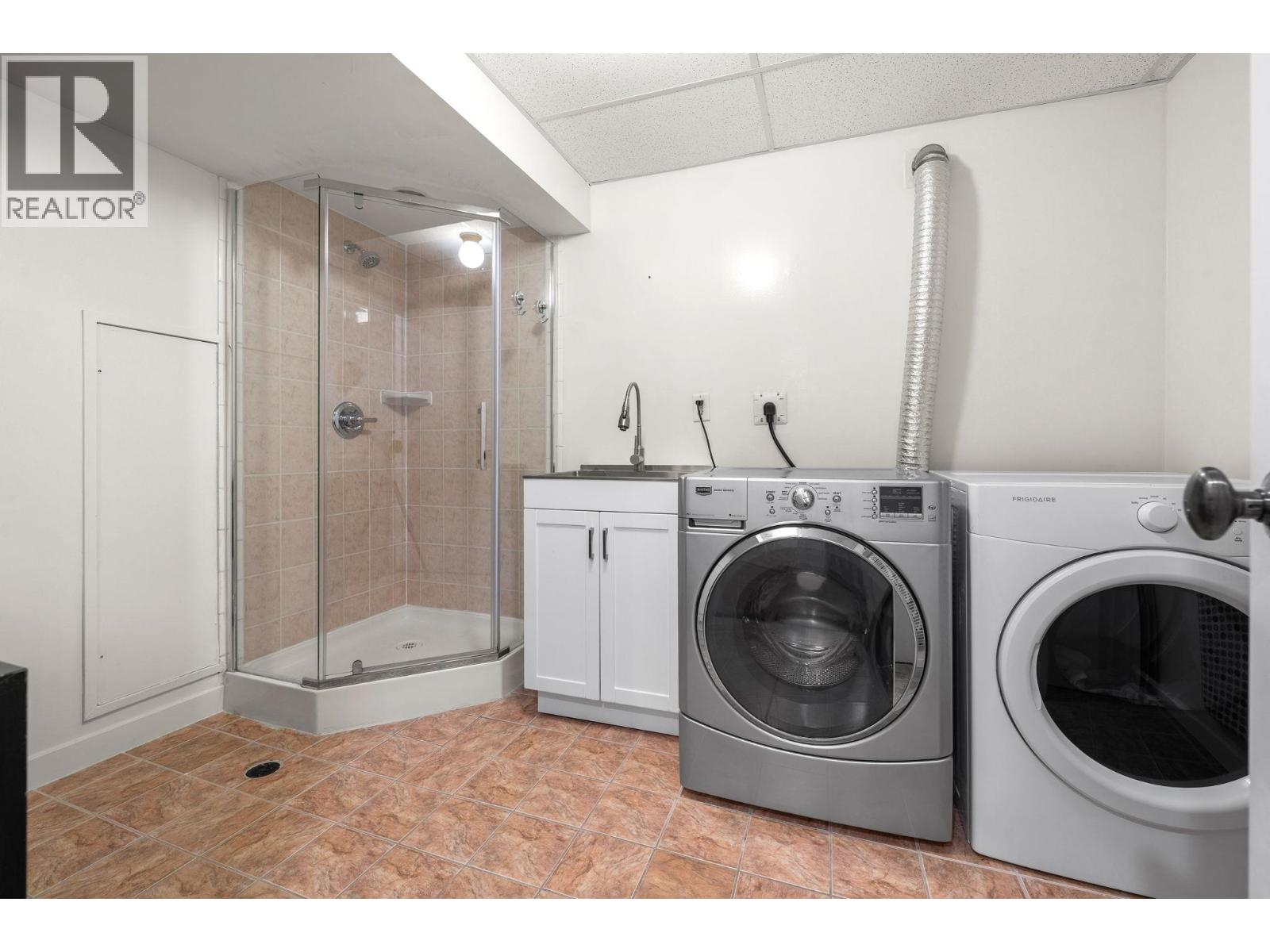 323B EVERGREEN DRIVE, Port Moody