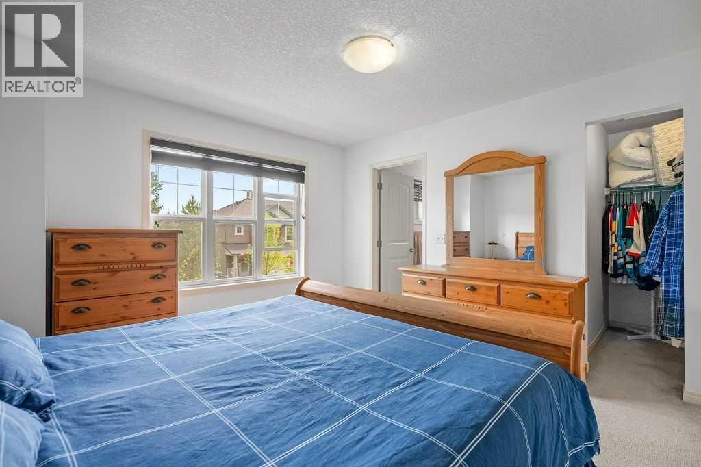 Single Family House for Sale in  Chaparral Valley Gardens SE Chaparral Calgary 