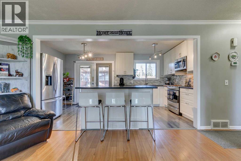 Single Family House Bi-level for Sale in  Malvern Close NE Marlborough Park Calgary 