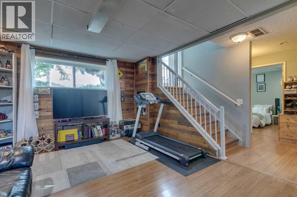 Single Family House Bi-level for Sale in  Malvern Close NE Marlborough Park Calgary 