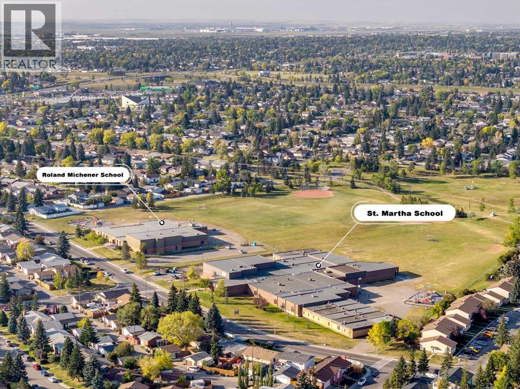 Single Family House Bi-level for Sale in  Malvern Close NE Marlborough Park Calgary 