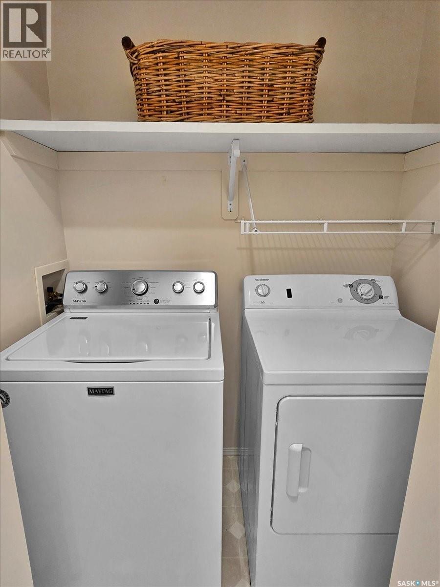 Single Family House Bungalow for Sale in   Heritage GREEN Saskatoon 