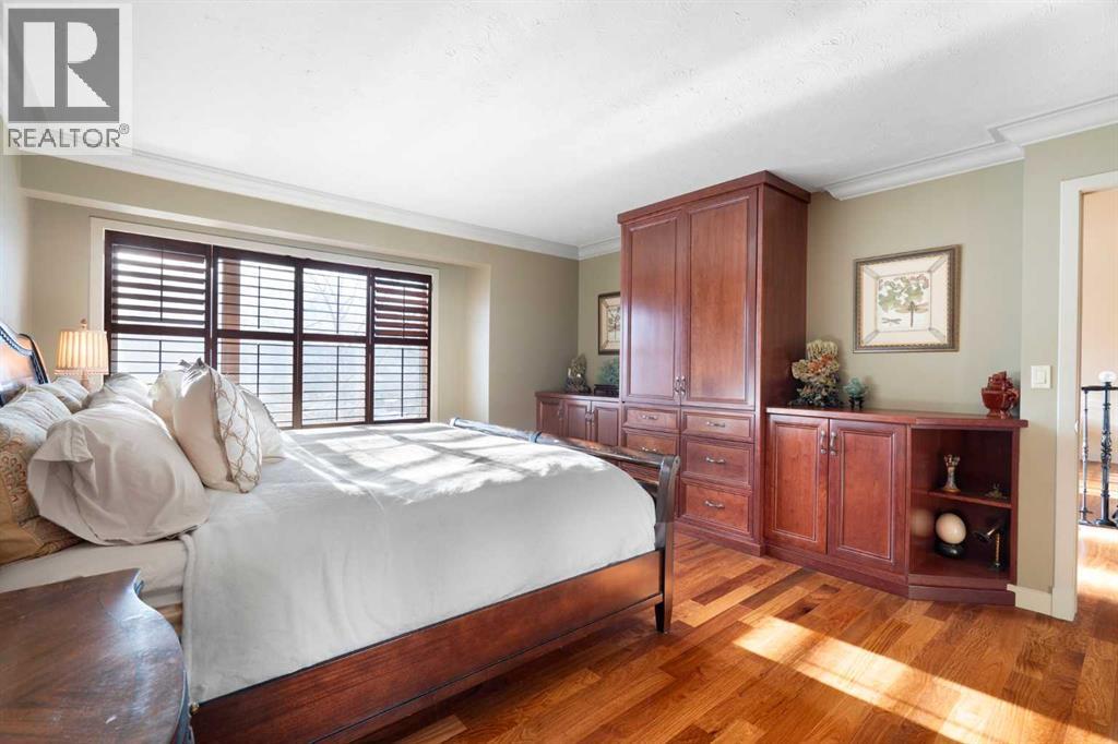 Single Family House Bungalow for Sale in  Montalban Drive NW Montgomery Calgary 