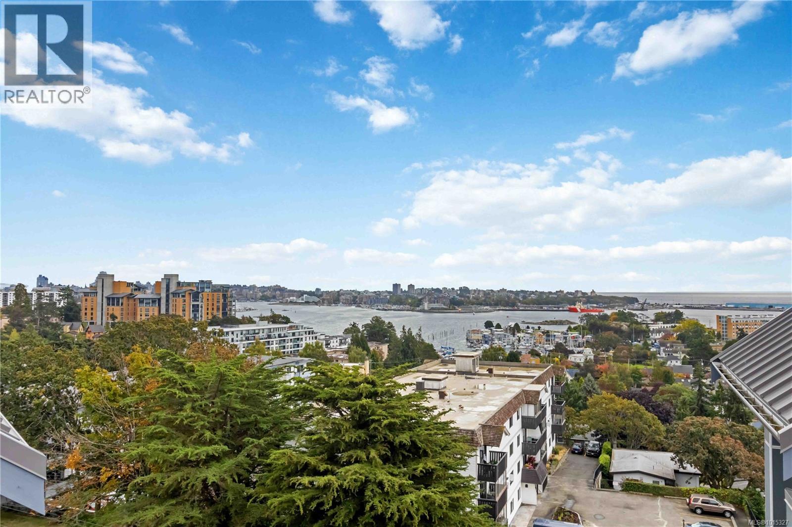 608 924 Esquimalt Rd, Esquimalt