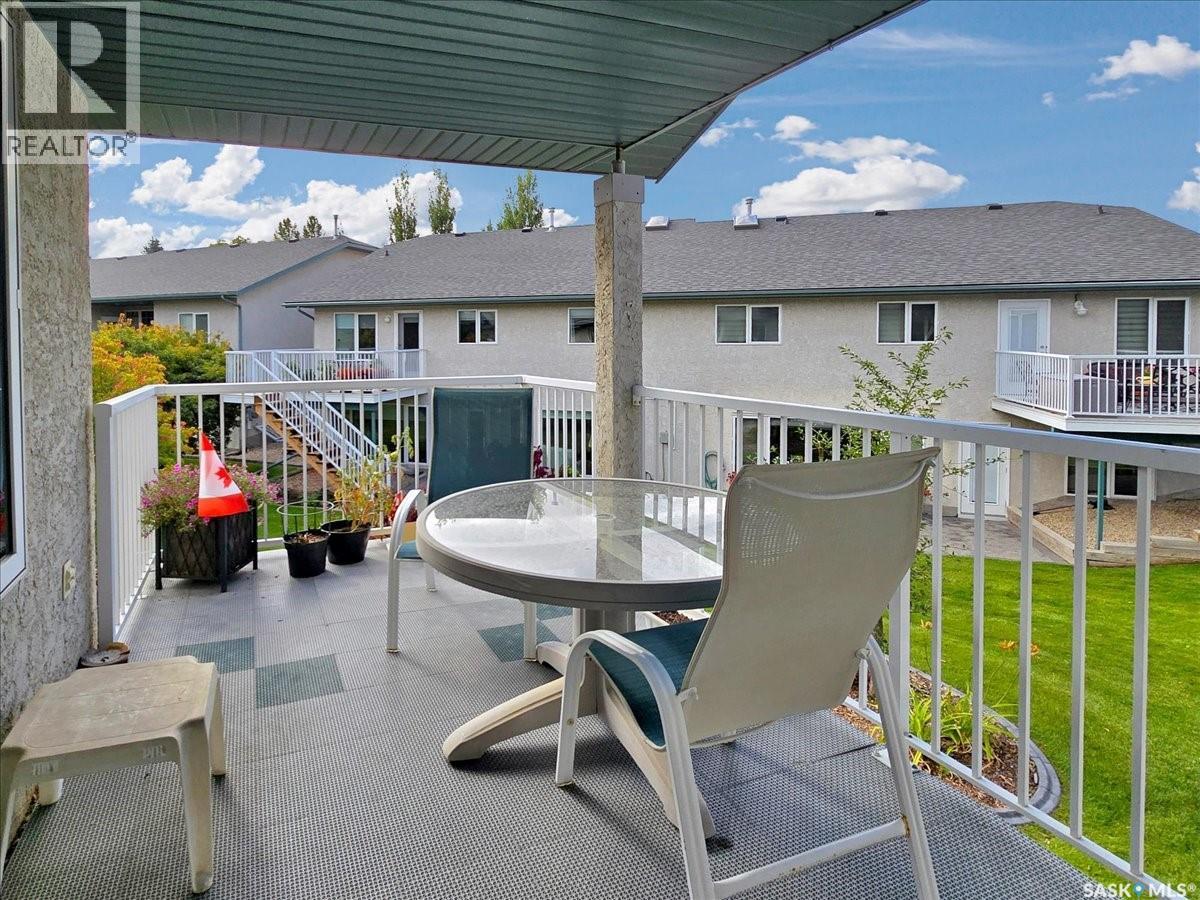 Single Family House Bungalow for Sale in   Heritage GREEN Saskatoon 