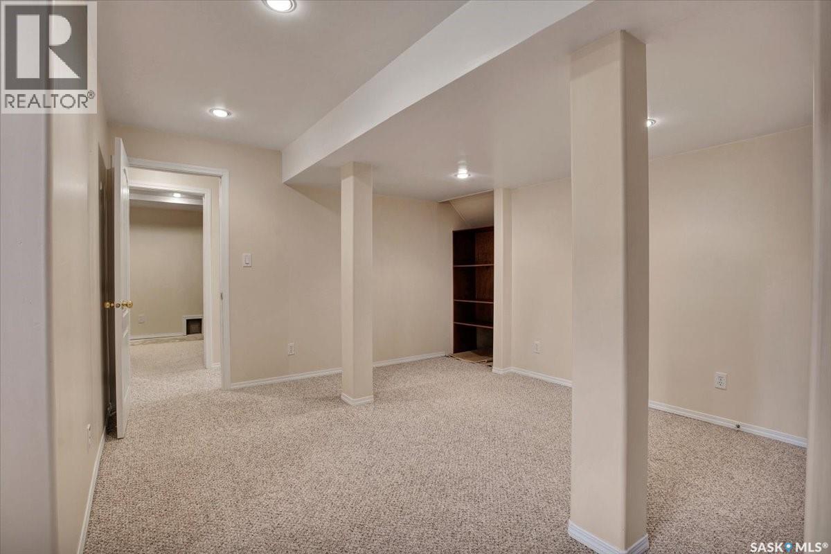 Single Family House Bungalow for Sale in   Heritage GREEN Saskatoon 