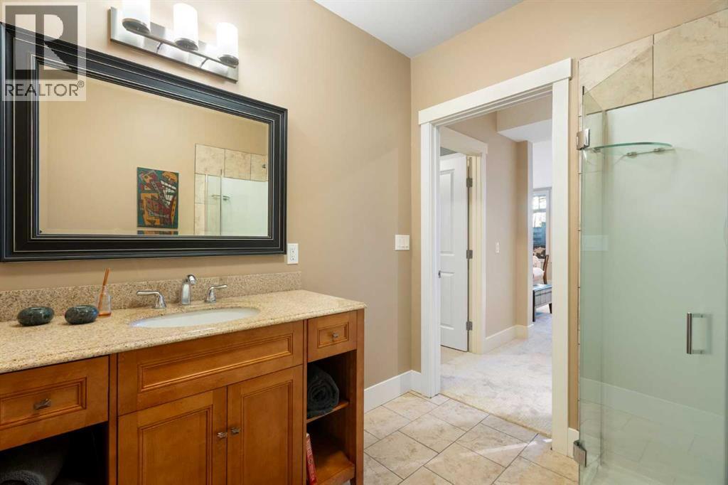 Single Family House for Sale in   Avenue NW Capitol Hill Calgary 