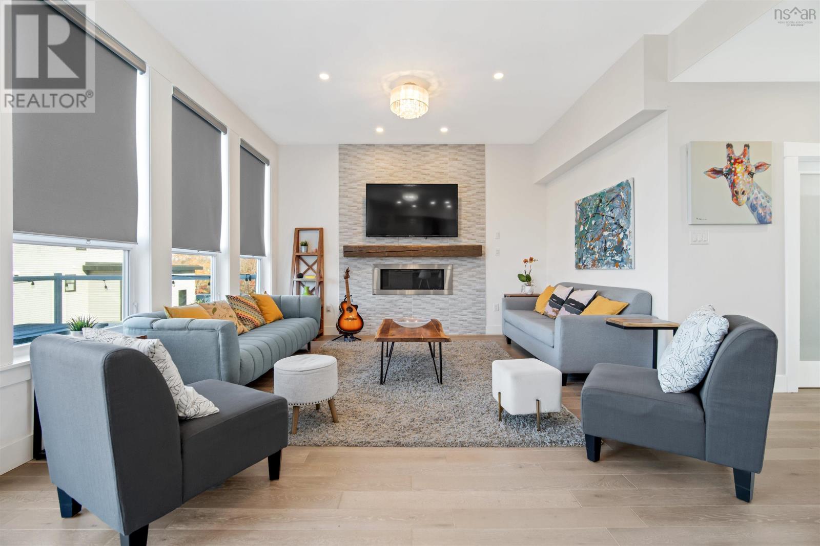 Property 11 of 49 of 322 Transom Drive