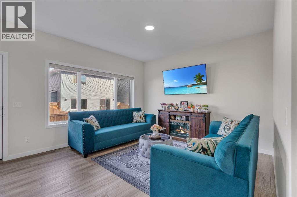 Single Family House for Sale in  Savanna Link NE Saddle Ridge Calgary 