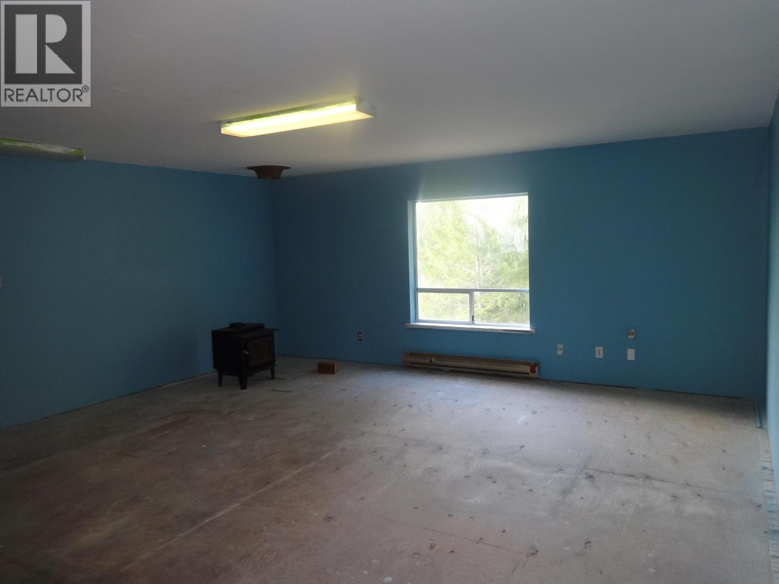 11682 SUNSHINE COAST HIGHWAY, Madeira Park