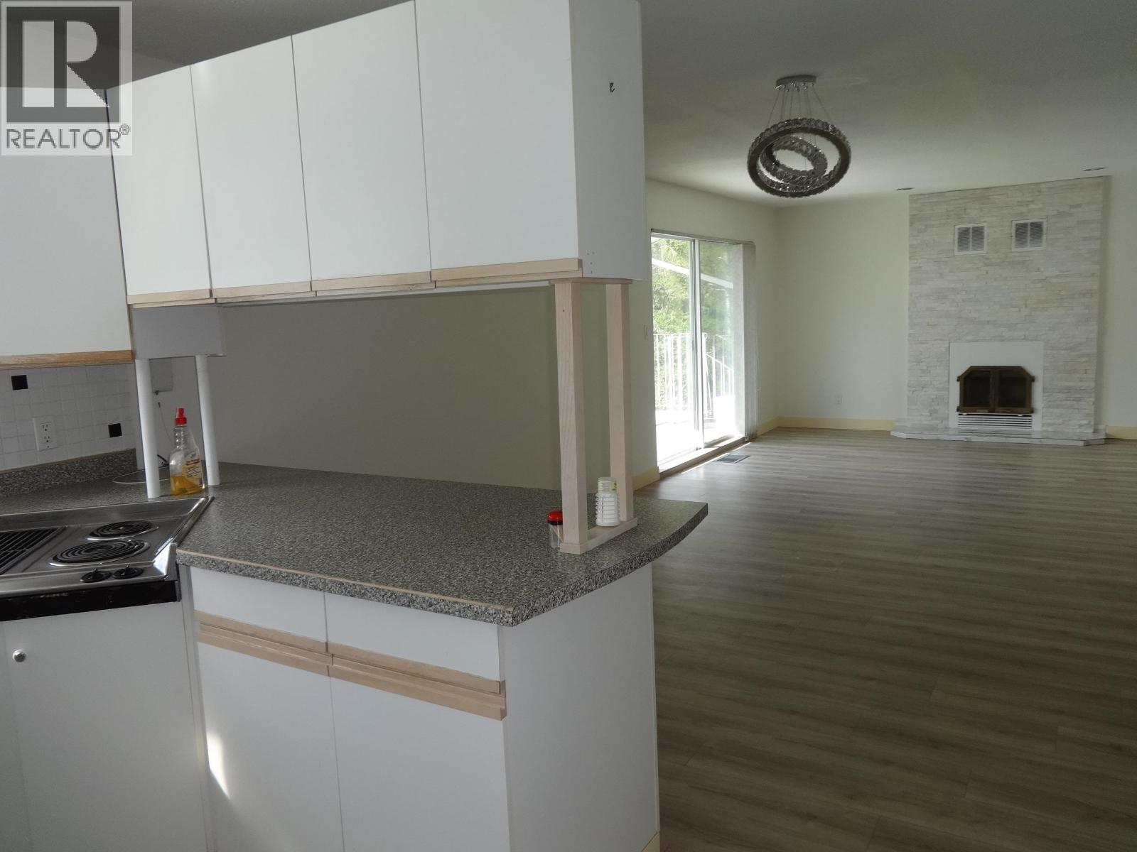 11682 SUNSHINE COAST HIGHWAY, Madeira Park