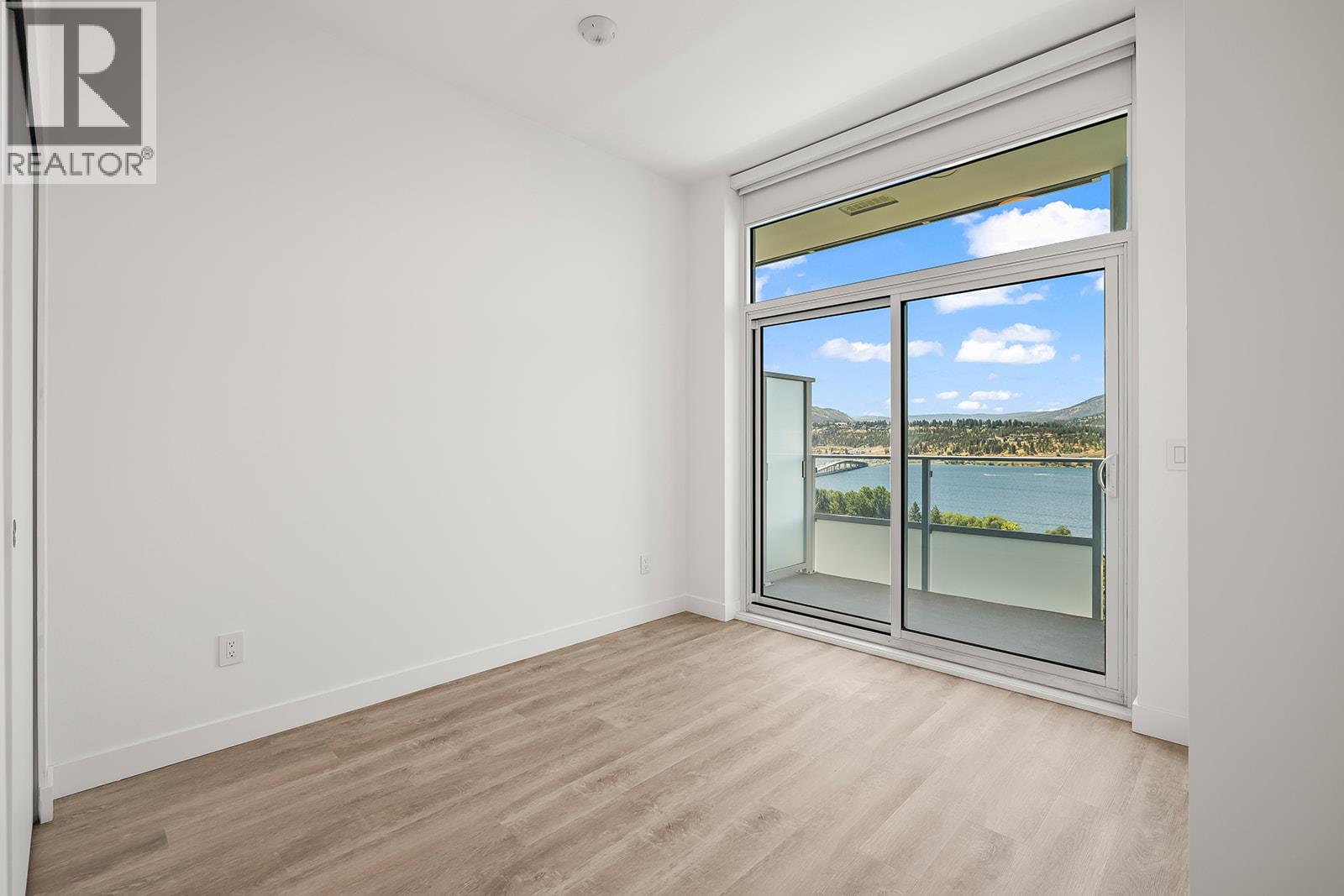 2108 238 Leon Avenue, Kelowna