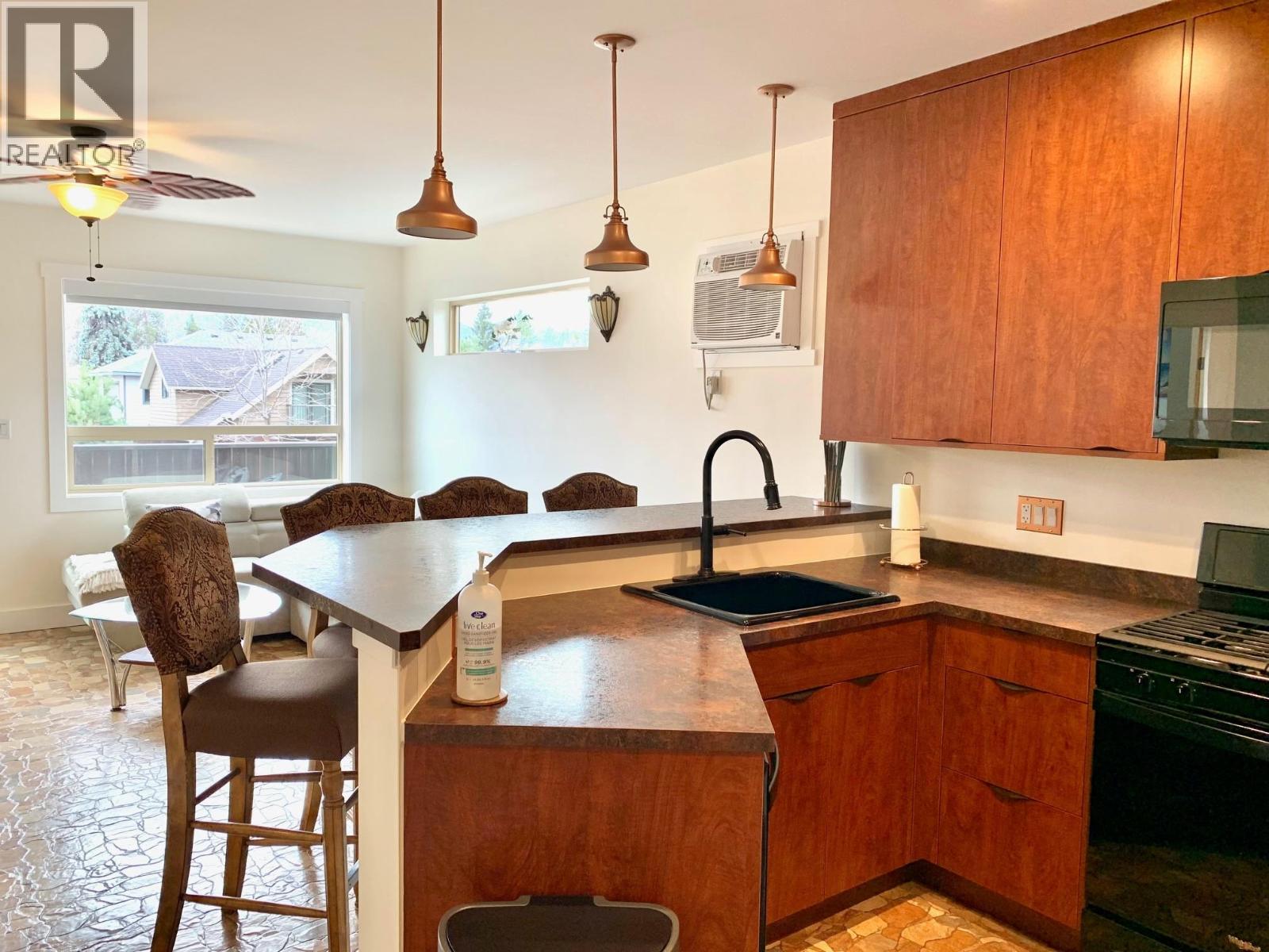 582 Radant Road, Kelowna