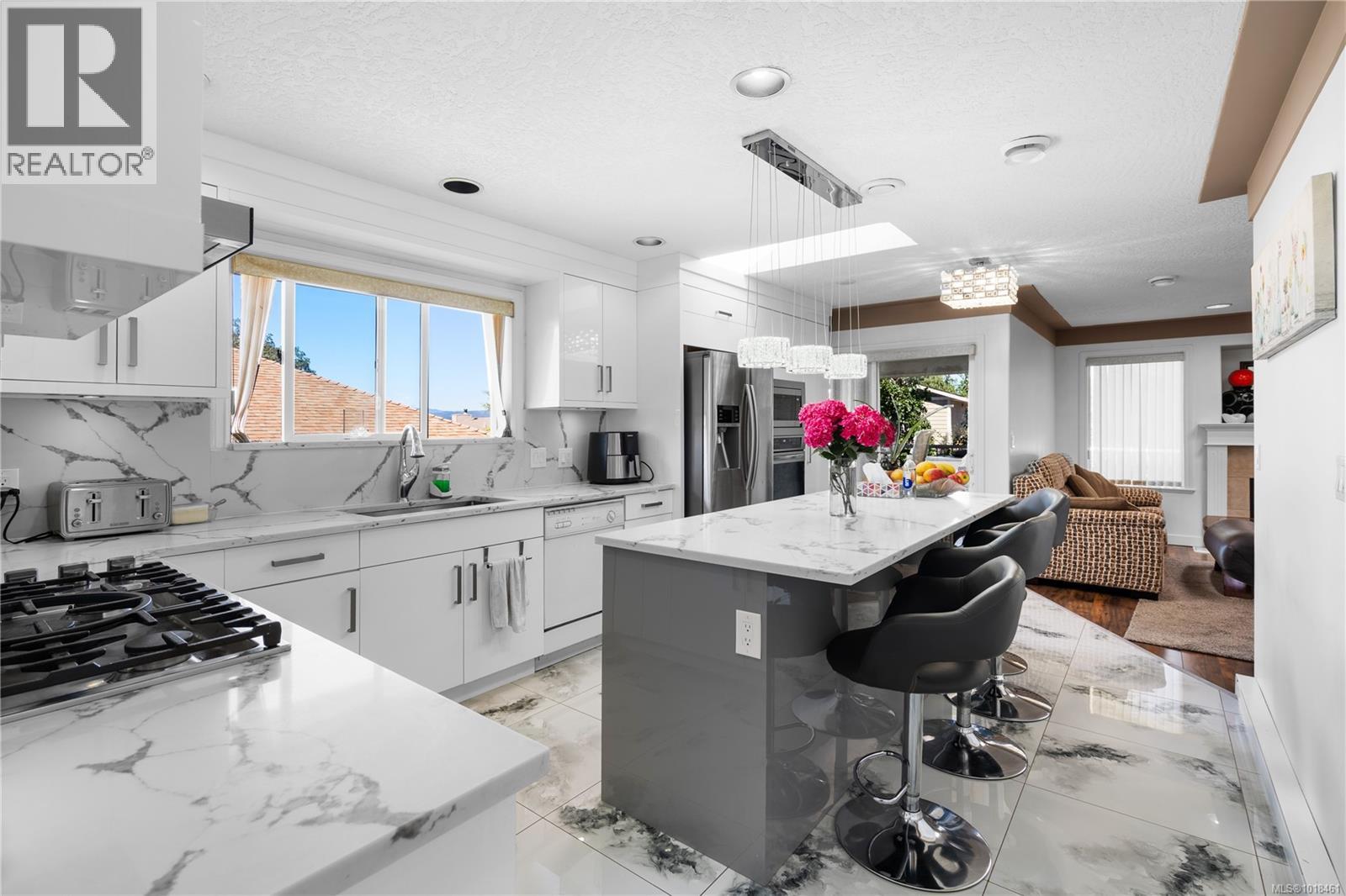 4202 Quadra Street, Saanich