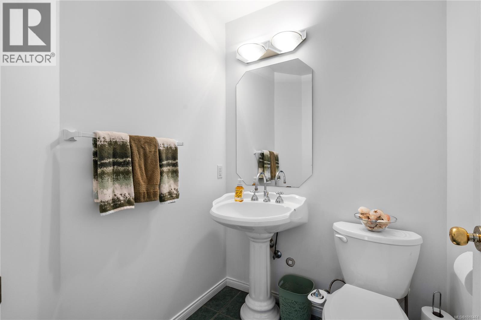 4202 Quadra Street, Saanich