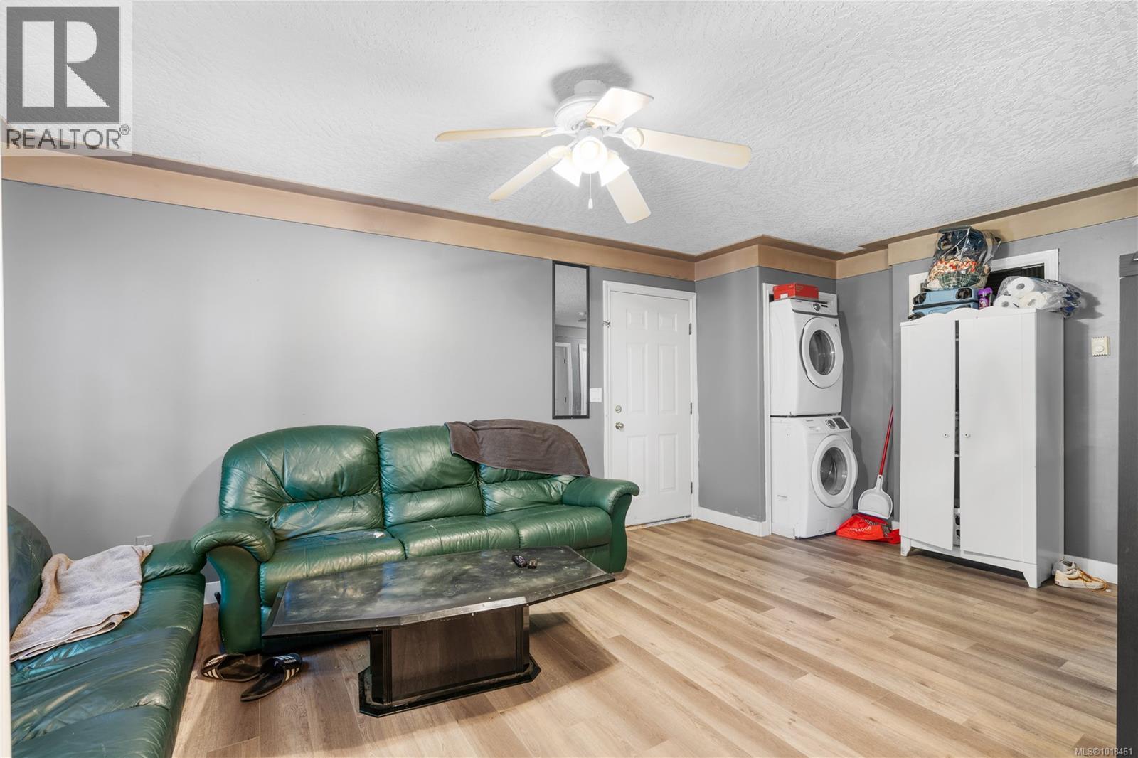 4202 Quadra Street, Saanich