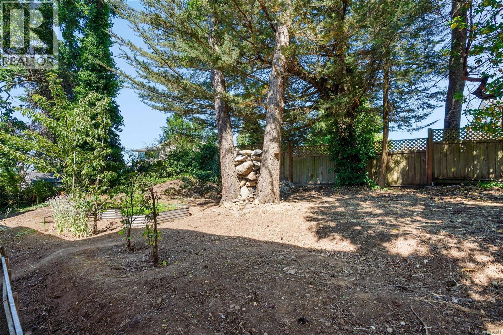 4202 Quadra Street, Saanich