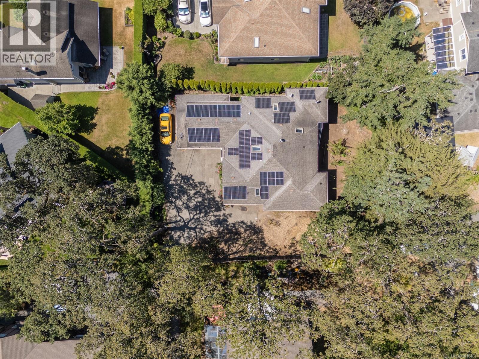 4202 Quadra Street, Saanich