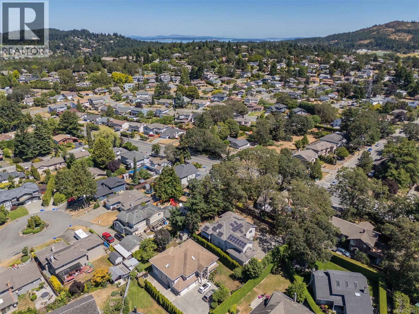 4202 Quadra Street, Saanich