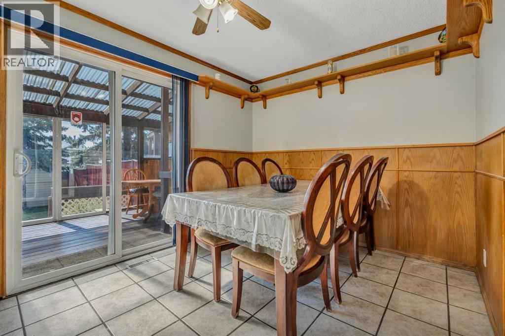 Single Family House for Sale in  Pinelore Place NE Pineridge Calgary 